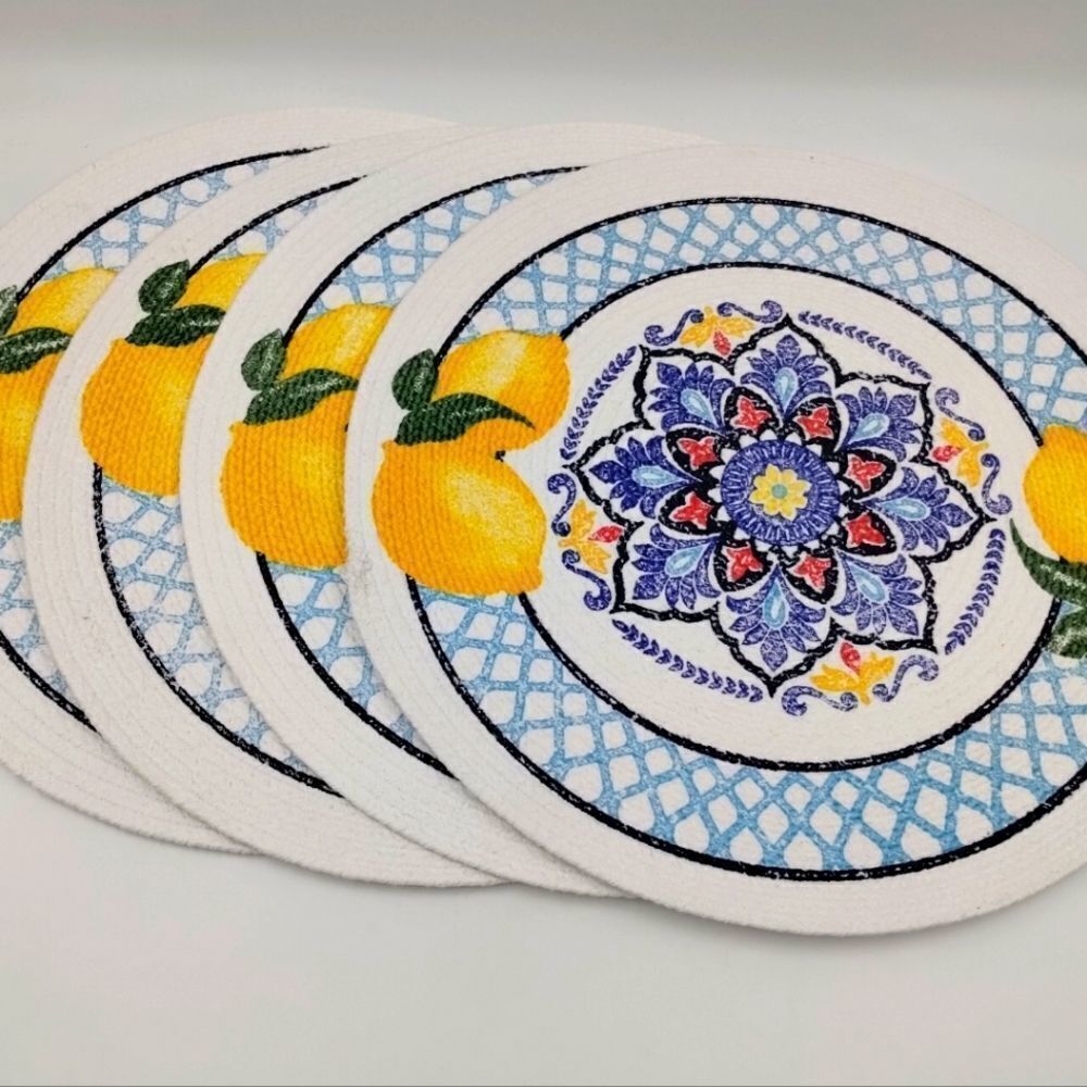 MODERN SOUTHERN HOME Lemon Medallion Placemats Set of 4